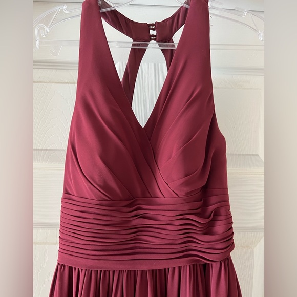 Azazie A-Line Pleated Chiffon Bridesmaid Dress Burgundy Size 6 - Picture 4 of 11